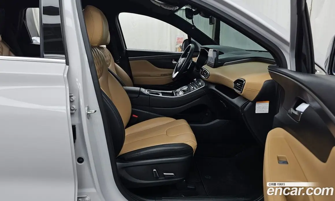 Hyundai Santa Fe 2021 1.6 автомат (гидро), фото 17