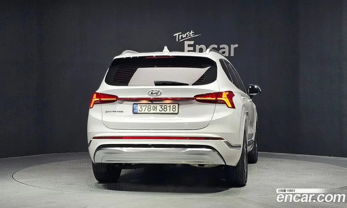 Hyundai Santa Fe 2021 1.6 автомат (гидро), фото 4