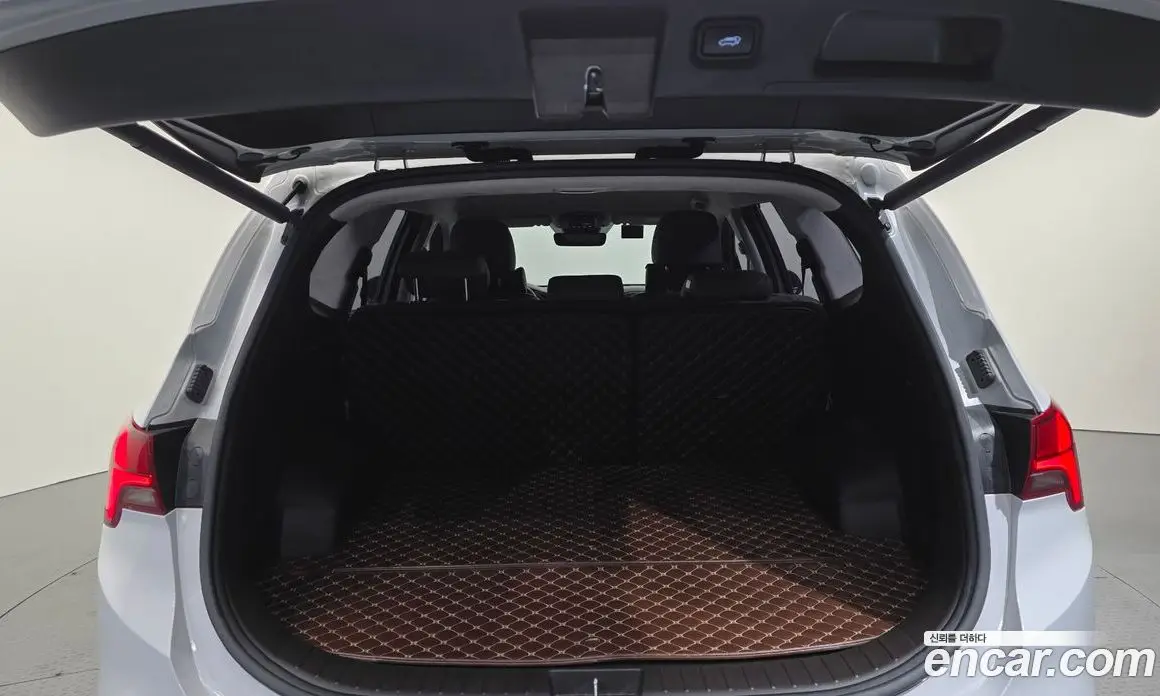 Hyundai Santa Fe 2021 2.5 автомат (гидро), фото 19