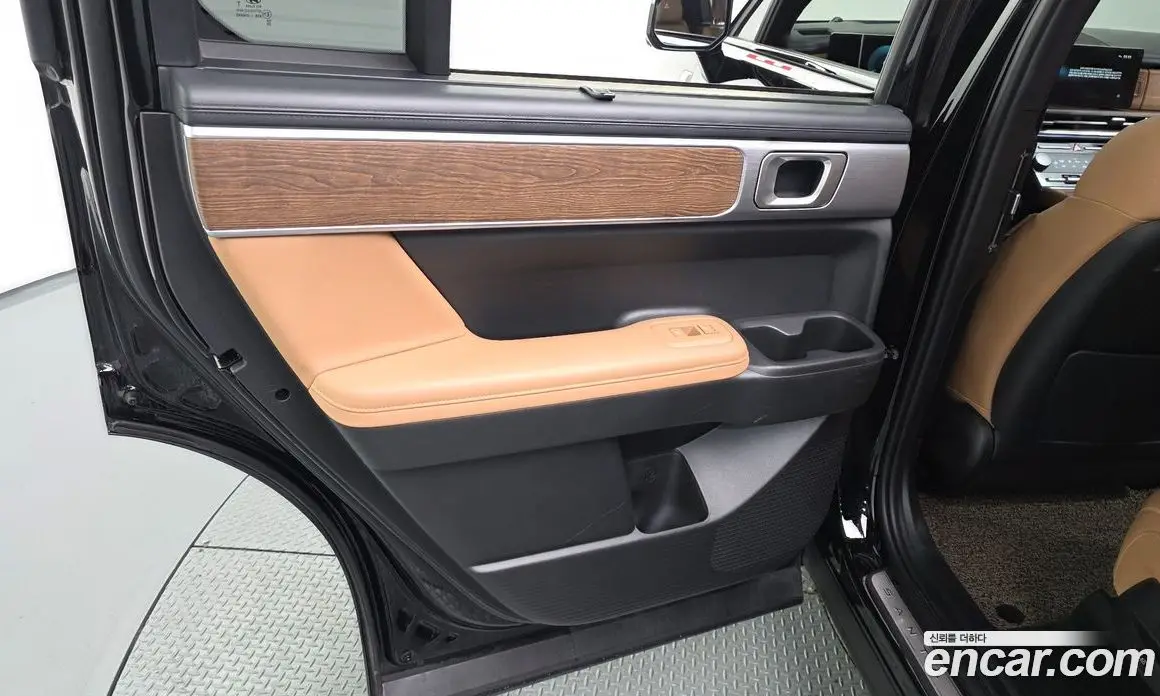 Hyundai Santa Fe 2023 1.6 автомат (гидро), фото 15