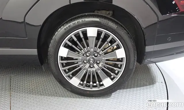 Hyundai Santa Fe 2023 1.6 автомат (гидро), миниатюра 7