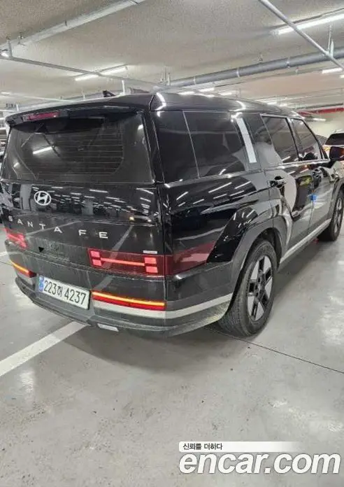 Hyundai Santa Fe 2024 1.6 автомат (гидро), фото 6