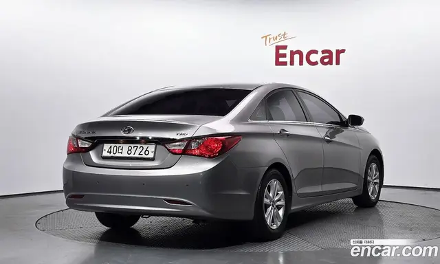 Hyundai Sonata 2011 2.0 автомат (гидро), миниатюра 2 Hyundai Sonata 2011 2.0 автомат (гидро), миниатюра 2