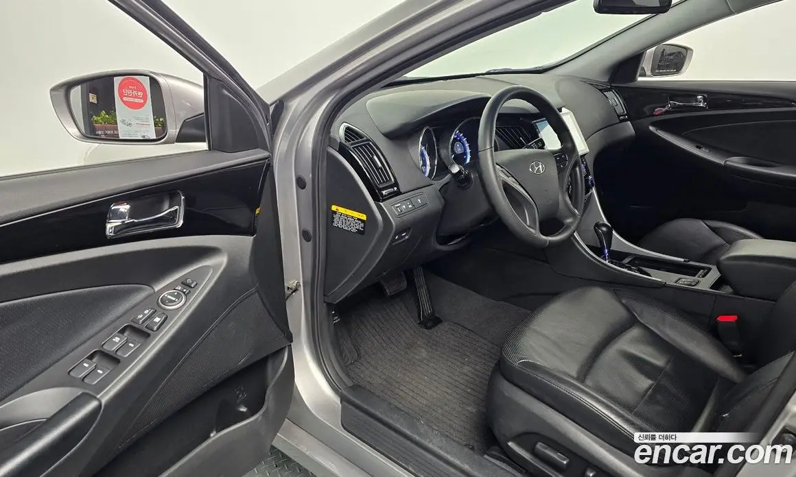 Hyundai Sonata 2011 2.0 автомат (гидро), фото 11 Hyundai Sonata 2011 2.0 автомат (гидро), фото 11