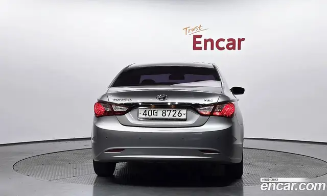 Hyundai Sonata 2011 2.0 автомат (гидро), миниатюра 4 Hyundai Sonata 2011 2.0 автомат (гидро), миниатюра 4