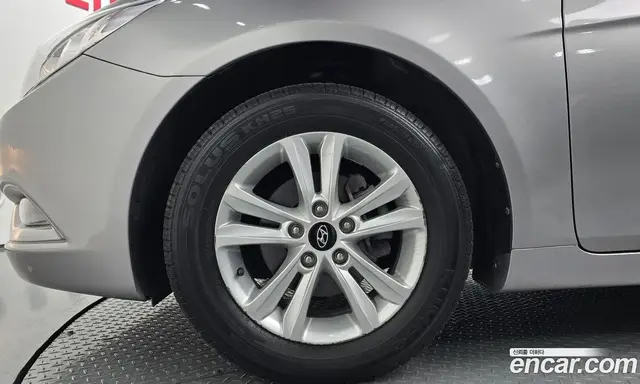 Hyundai Sonata 2011 2.0 автомат (гидро), миниатюра 5 Hyundai Sonata 2011 2.0 автомат (гидро), миниатюра 5