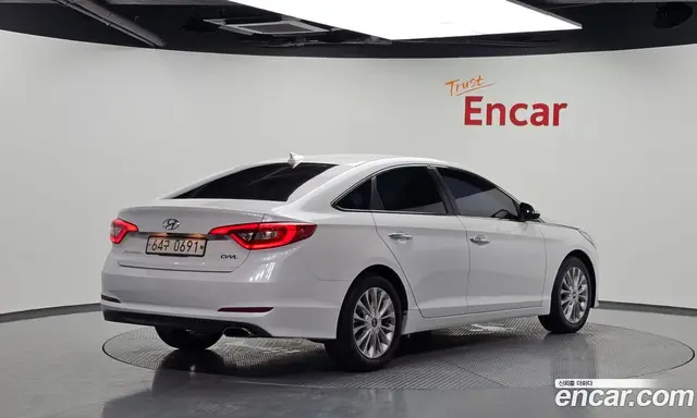 Hyundai Sonata 2016 2.0 автомат (гидро), миниатюра 2