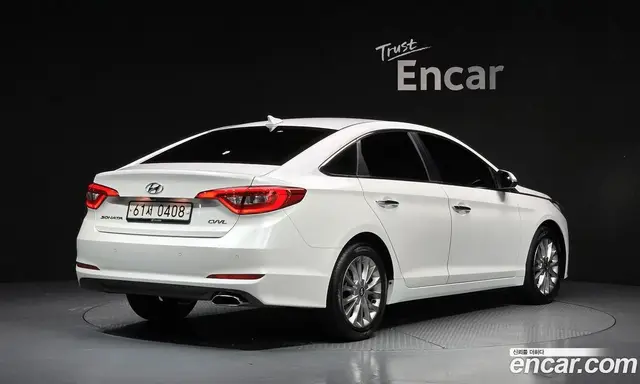 Hyundai Sonata 2016 2.0 автомат (гидро), миниатюра 2