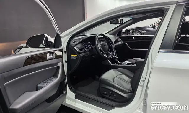 Hyundai Sonata 2016 2.0 автомат (гидро), миниатюра 10