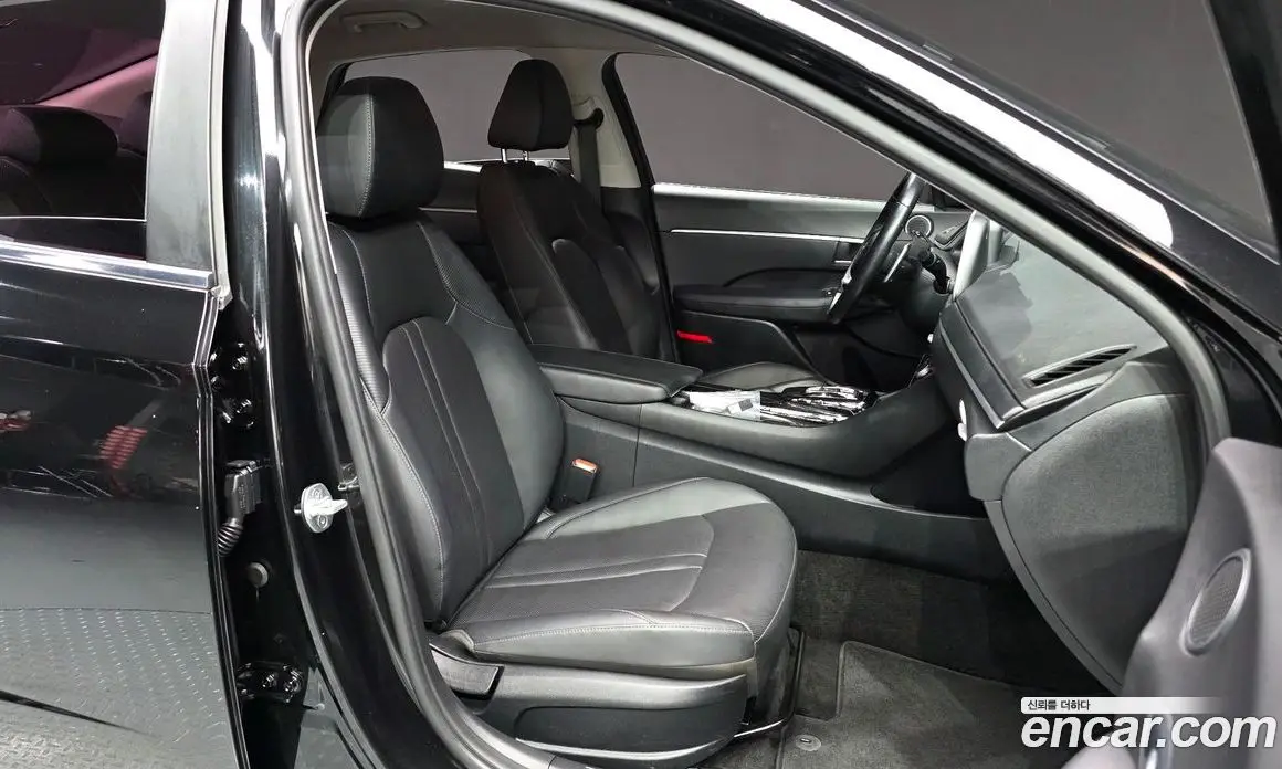 Hyundai Sonata 2019 2.0 автомат (гидро), фото 11