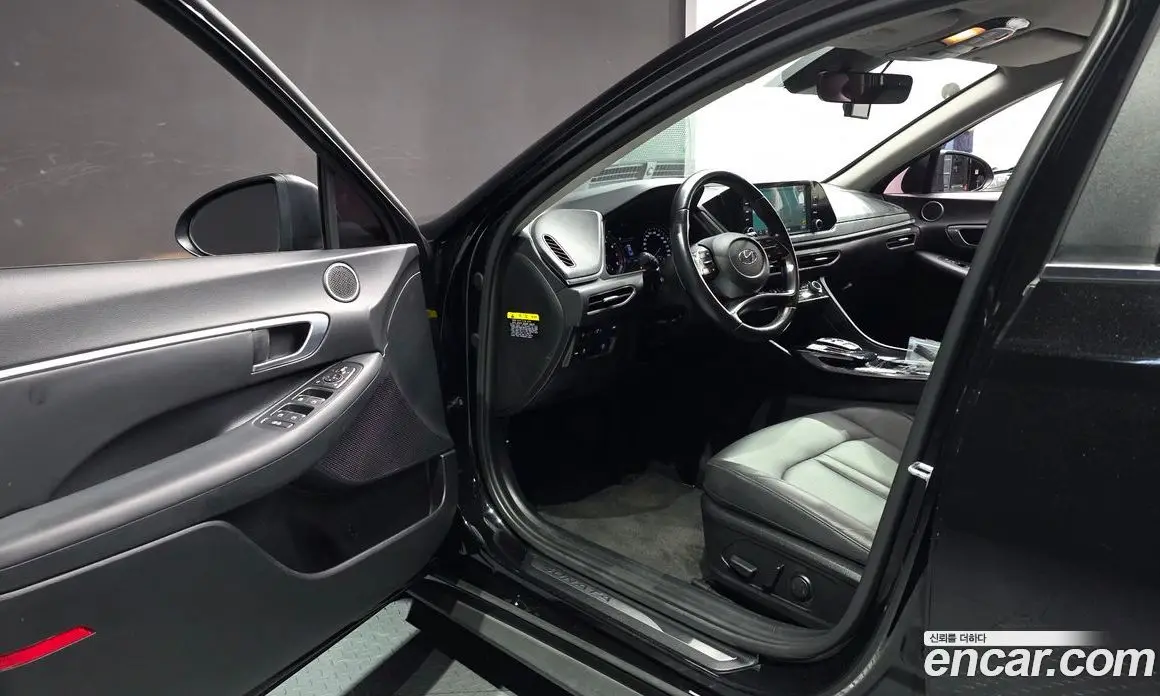 Hyundai Sonata 2019 2.0 автомат (гидро), фото 10