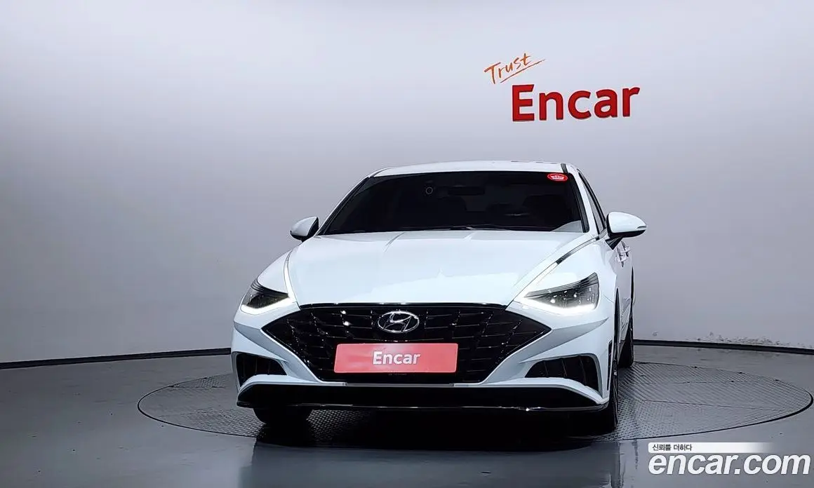 Hyundai Sonata 2020 2.0 автомат (гидро), фото 3