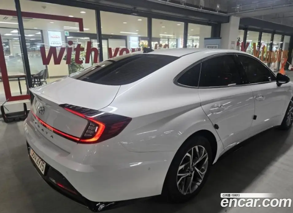 Hyundai Sonata 2021 2.0 автомат (гидро), фото 5