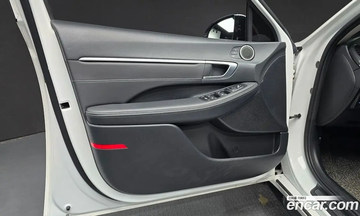 Hyundai Sonata 2021 2.0 автомат (гидро), фото 13