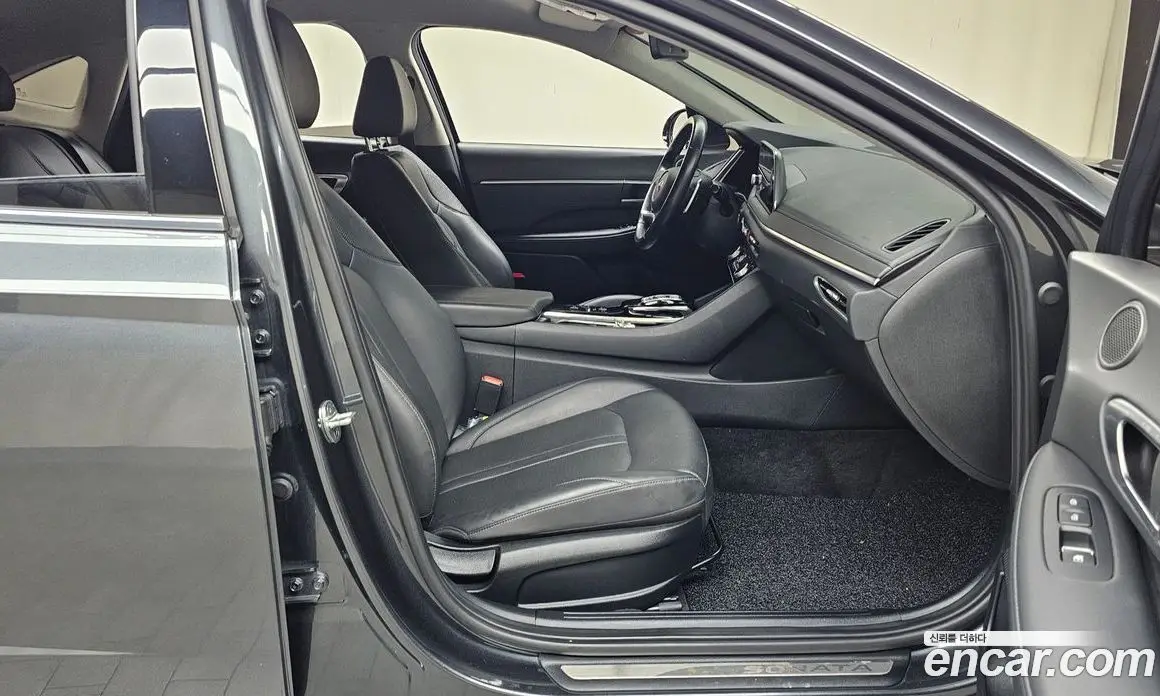 Hyundai Sonata 2021 2.0 автомат (гидро), фото 15