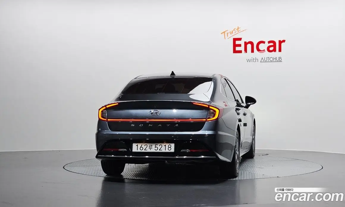 Hyundai Sonata 2021 2.0 автомат (гидро), фото 3