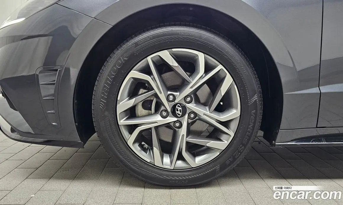 Hyundai Sonata 2021 2.0 автомат (гидро), фото 4