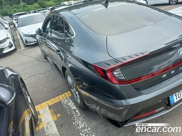Hyundai Sonata 2022 2.0 автомат (гидро), миниатюра 2