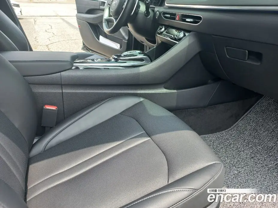 Hyundai Sonata 2022 2.0 автомат (гидро), фото 13