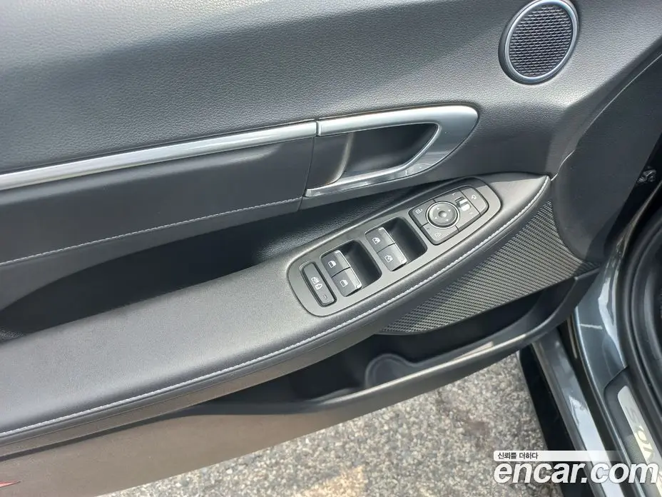 Hyundai Sonata 2022 2.0 автомат (гидро), фото 19