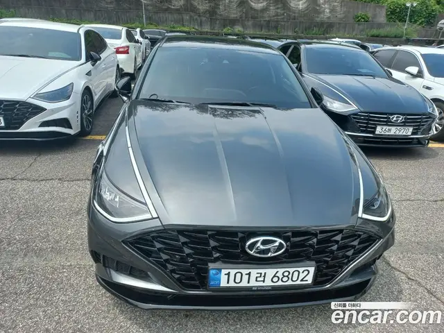 Hyundai Sonata 2022 2.0 автомат (гидро), миниатюра 3