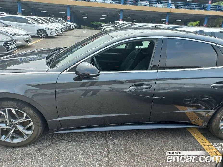 Hyundai Sonata 2022 2.0 автомат (гидро), фото 5