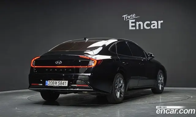 Hyundai Sonata 2022 2.0 автомат (гидро), миниатюра 2