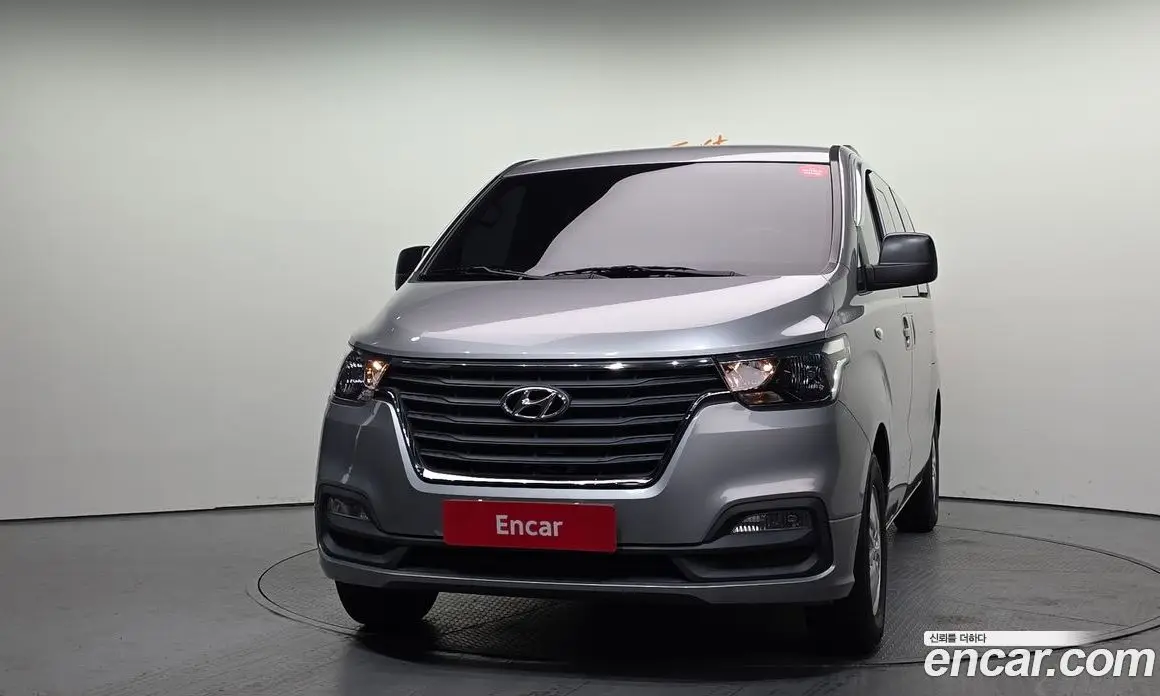 Hyundai Starex 2018 2.5 механика, фото 3