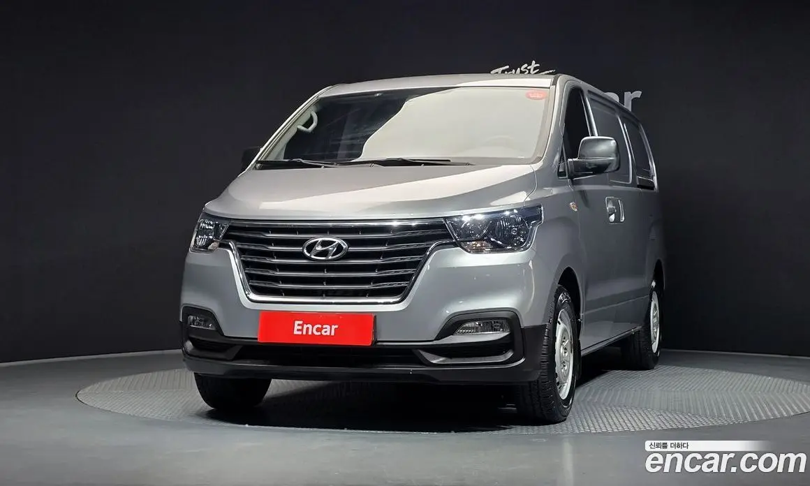 Hyundai Starex 2019 2.5 автомат (гидро), фото 3
