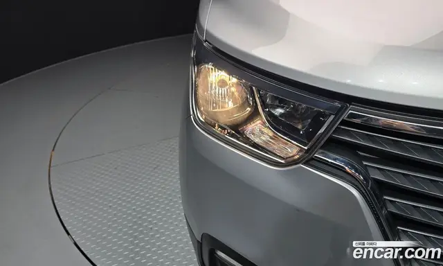 Hyundai Starex 2019 2.5 автомат (гидро), миниатюра 8