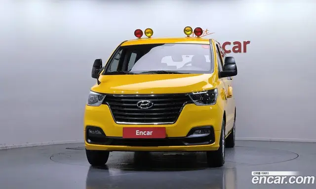 Hyundai Starex 2020 2.4 автомат (гидро), миниатюра 3