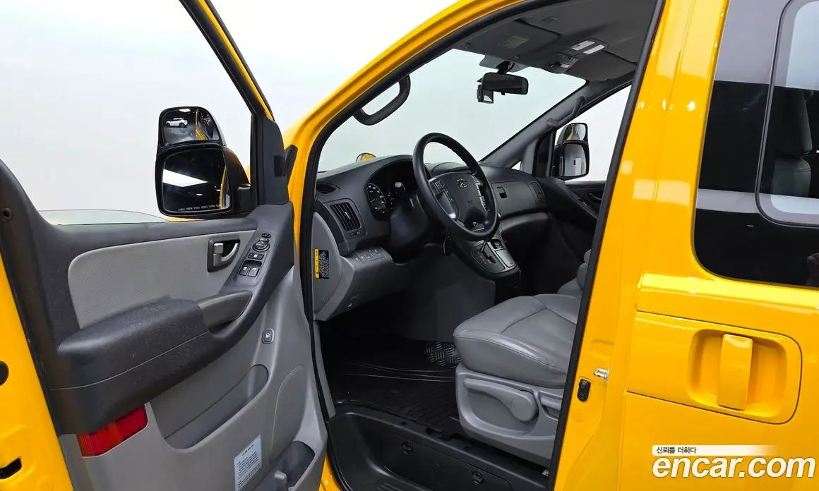 Hyundai Starex 2020 2.4 автомат (гидро), фото 10