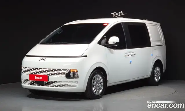 Hyundai Staria, 2023, 47 422 км