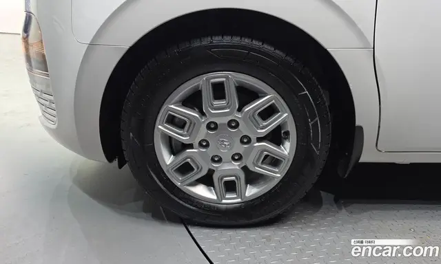 Hyundai Staria 2023 2.2 автомат (гидро), миниатюра 5