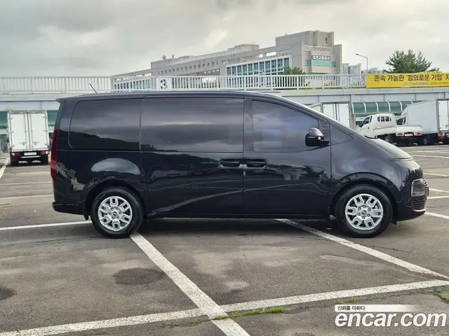 Hyundai Staria, 2024, 35 000 км
