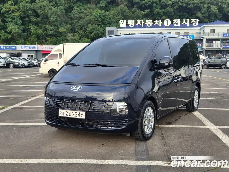 Hyundai Staria 2024 3.5 автомат (гидро), фото 4