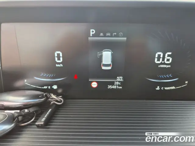 Hyundai Staria 2024 3.5 автомат (гидро), миниатюра 8