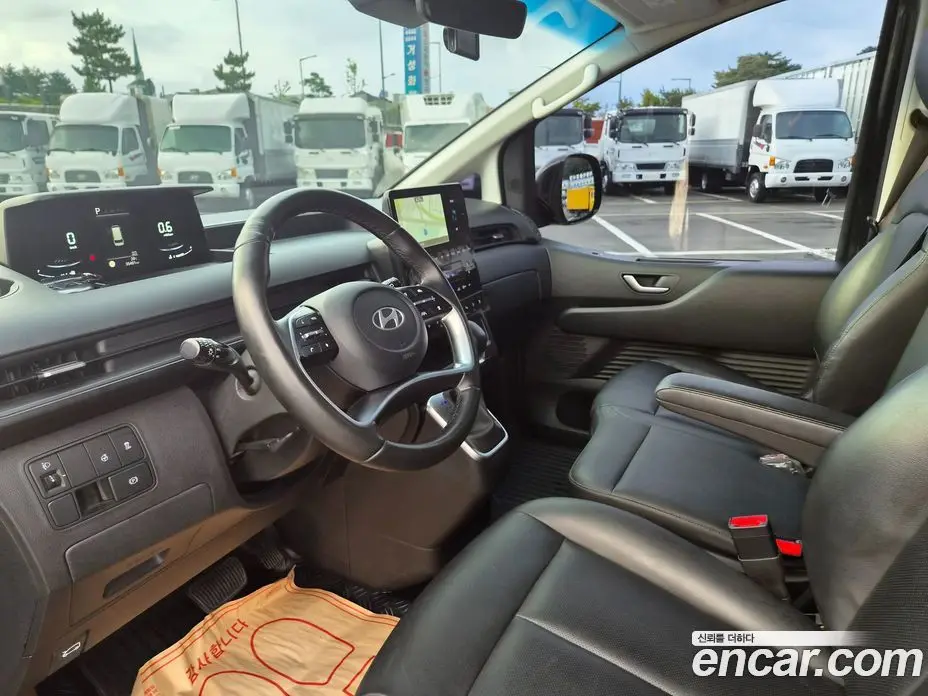 Hyundai Staria 2024 3.5 автомат (гидро), фото 10