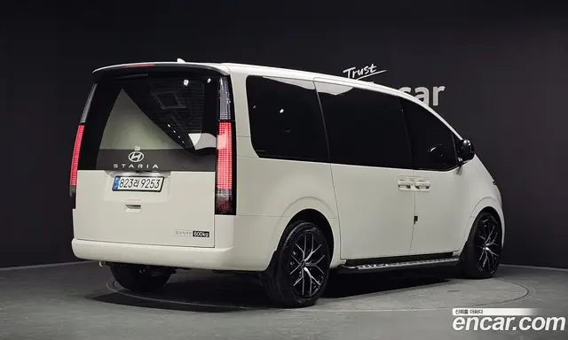 Hyundai Staria 2025 2.2 автомат (гидро), миниатюра 2