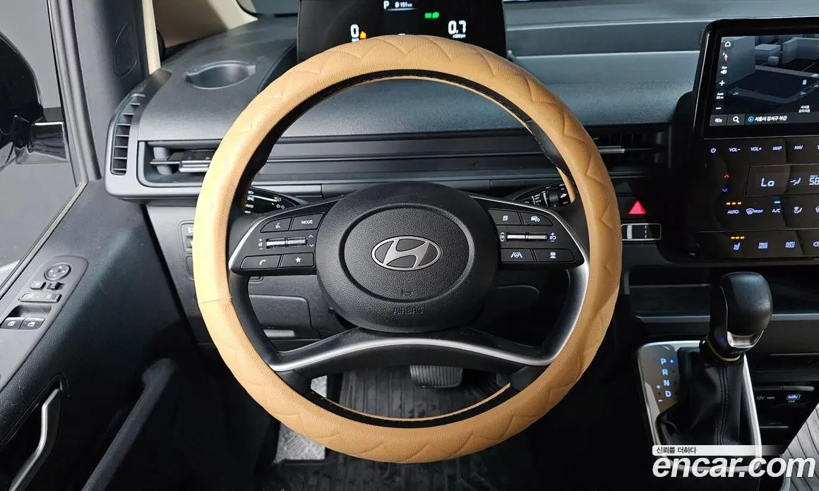 Hyundai Staria 2025 2.2 автомат (гидро), фото 13