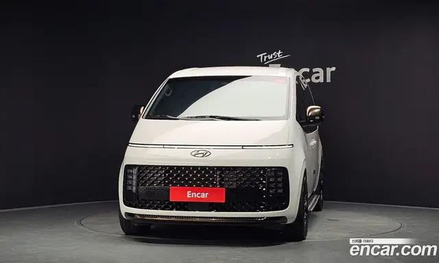 Hyundai Staria 2025 2.2 автомат (гидро), миниатюра 3