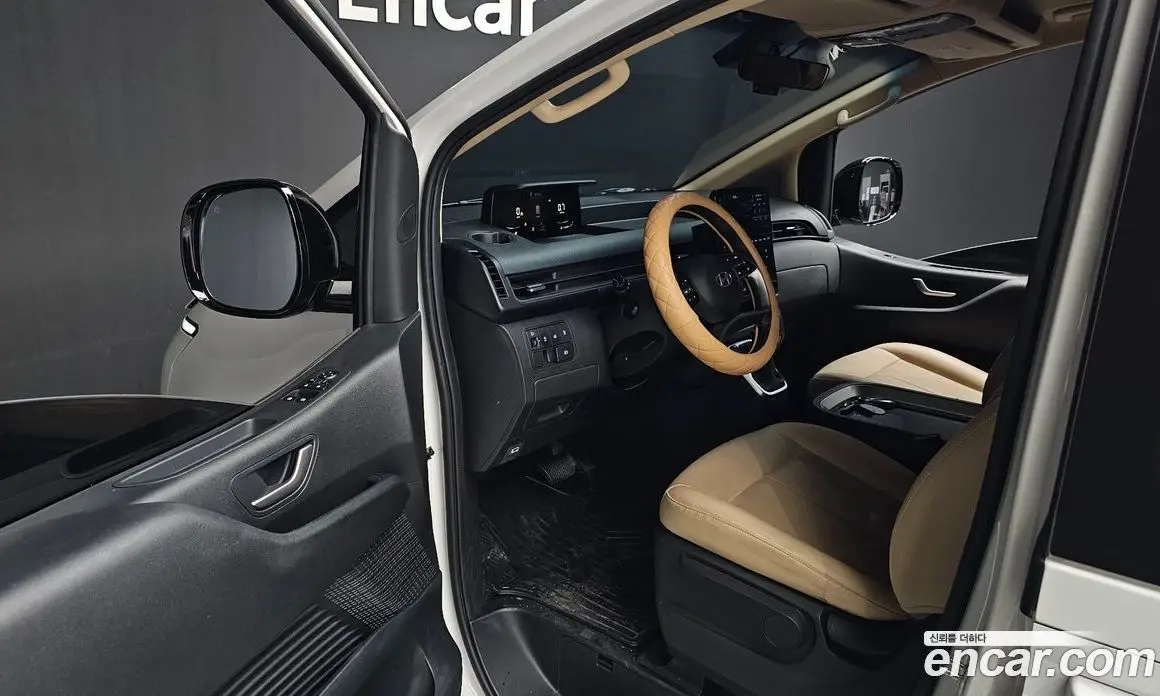 Hyundai Staria 2025 2.2 автомат (гидро), фото 10