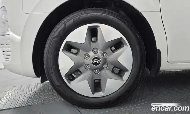 Hyundai Staria 2025 2.2 автомат (гидро), миниатюра 5