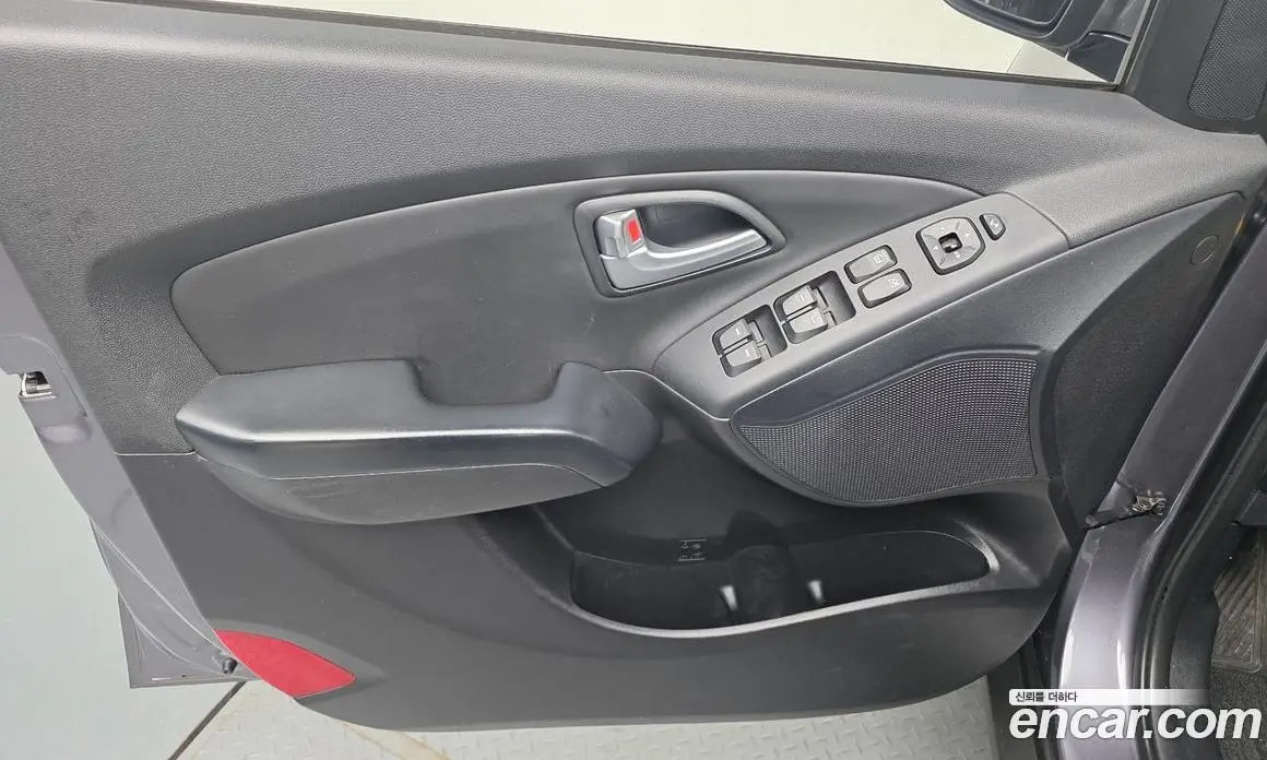 Hyundai Tucson 2013 2.0 автомат (гидро), фото 14