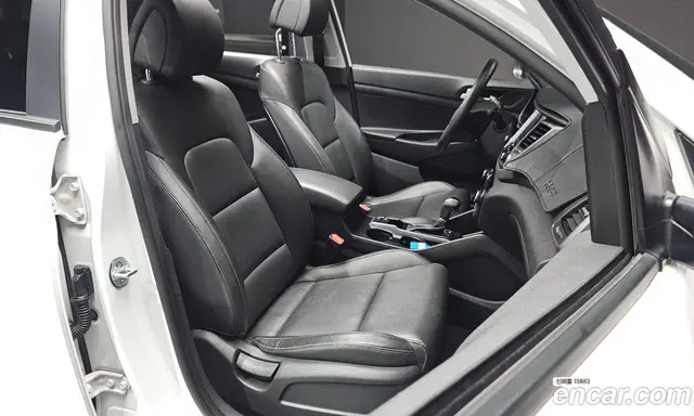 Hyundai Tucson 2017 1.6 автомат (гидро), миниатюра 12