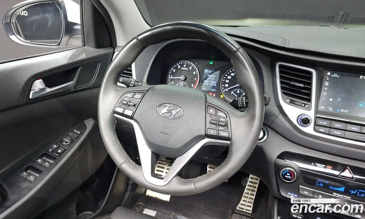 Hyundai Tucson 2017 1.6 автомат (гидро), фото 13