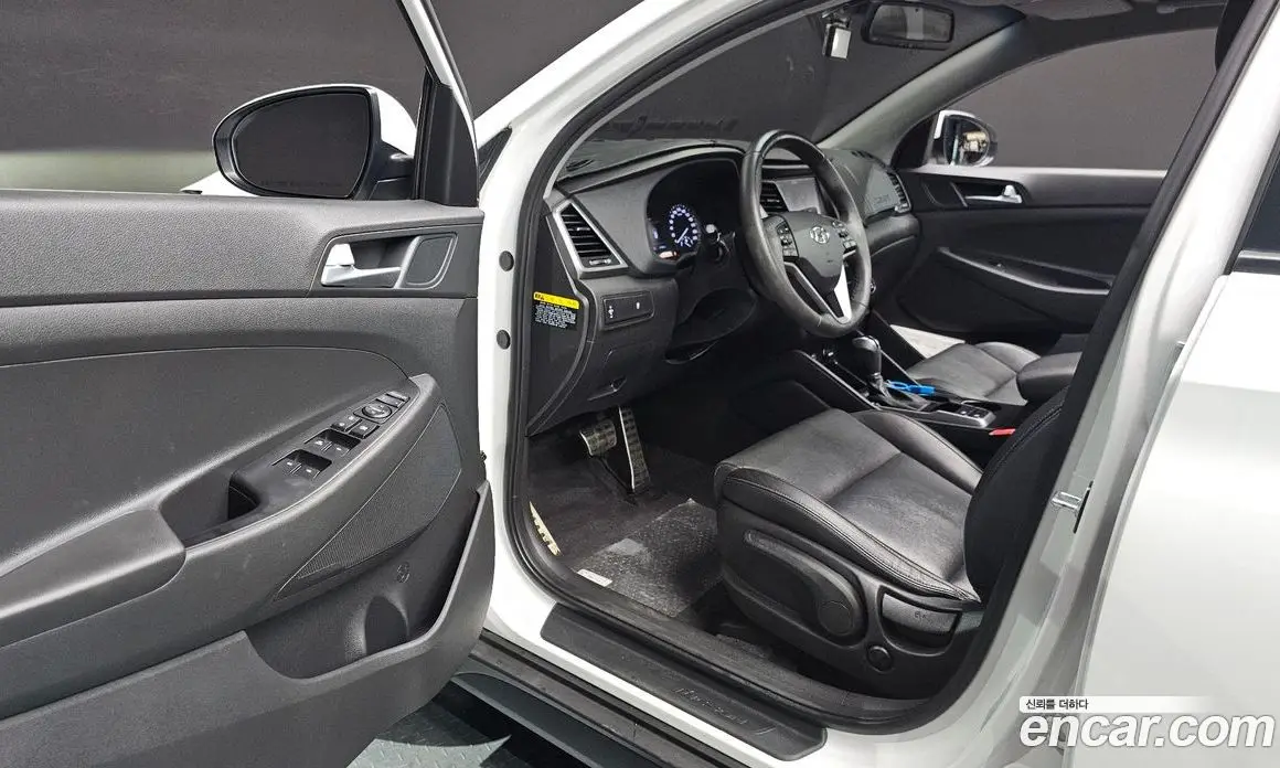 Hyundai Tucson 2017 1.6 автомат (гидро), фото 10