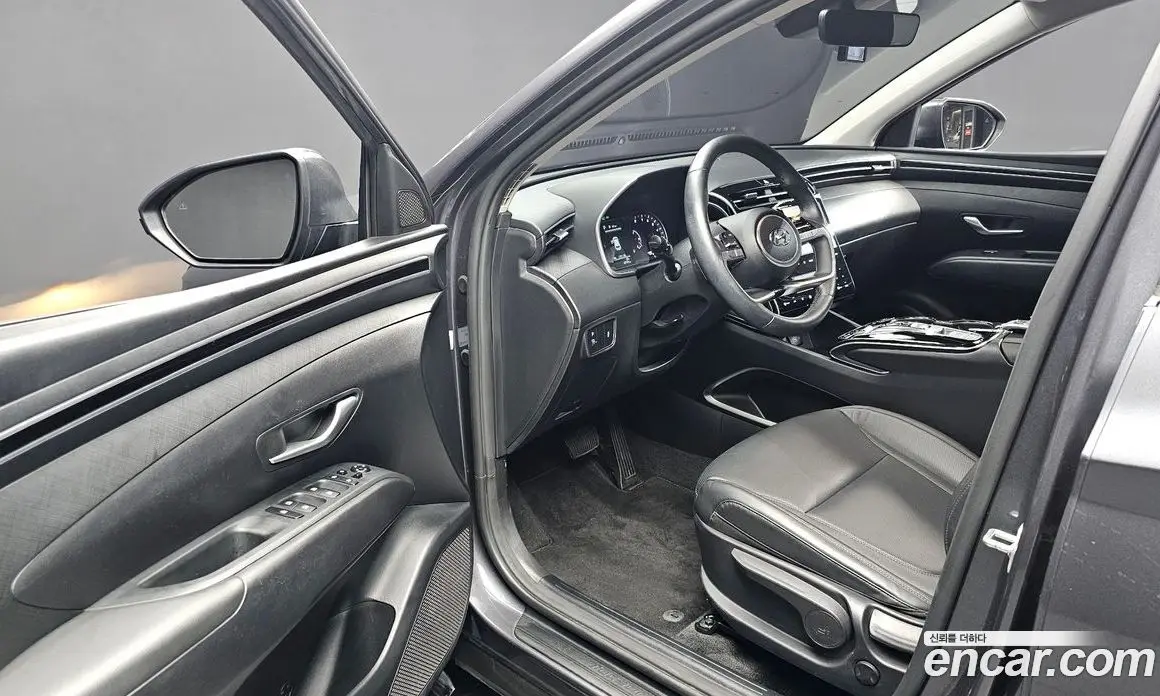 Hyundai Tucson 2022 1.6 автомат (гидро), фото 13