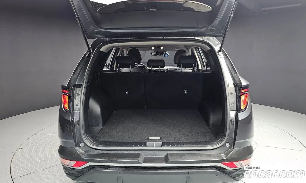 Hyundai Tucson 2022 1.6 автомат (гидро), фото 26