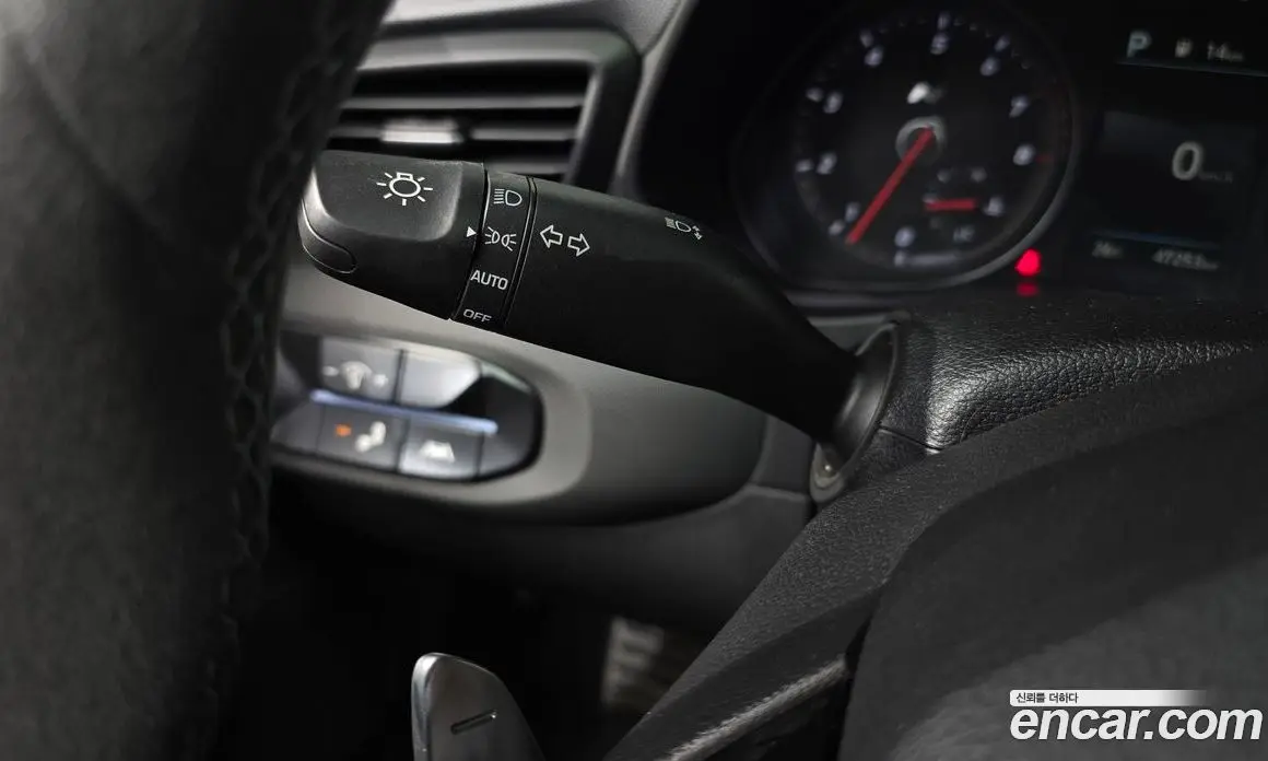 Hyundai Veloster 2021 2.0 автомат (гидро), фото 26